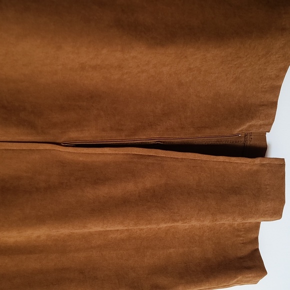 Long Skirt 10 - Picture 2 of 4